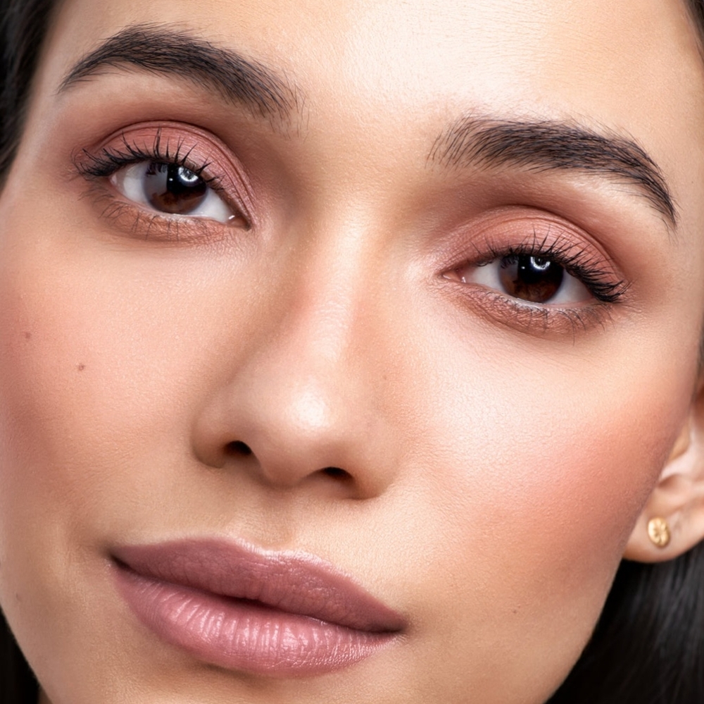 bareMinerals Complexion Rescue All-Over Luminizer - Pink Pearl - Picture 7 of 13